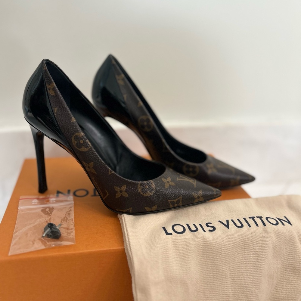 Original Used Louis Vuitton Monogram Hell, Size 39